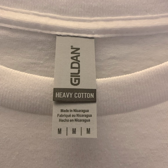 Everyone loves a tee shirt Dolly bubble gum beauty - Picture 3 of 3